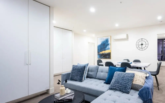 Mega Style Apartments Vision