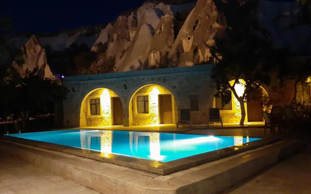 Seven Rock Cave Hotel