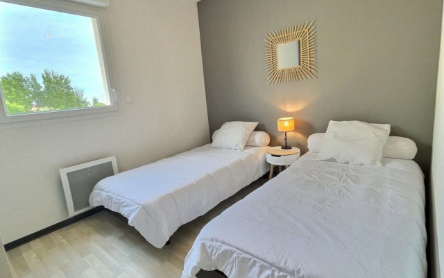 Luxurious Maisonette With Washing Machine Near Valras-plage