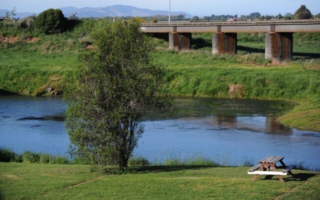 Blenheim Bridges Holiday Park