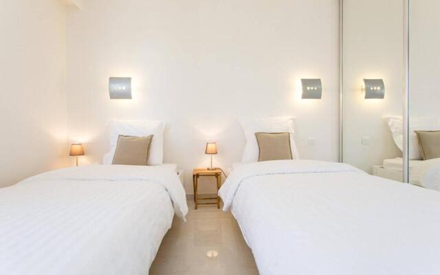 Sea View 3 Beds Next To Palais