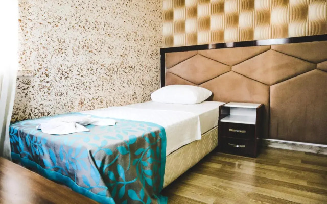 Bir Hotel