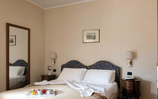 American Hotel