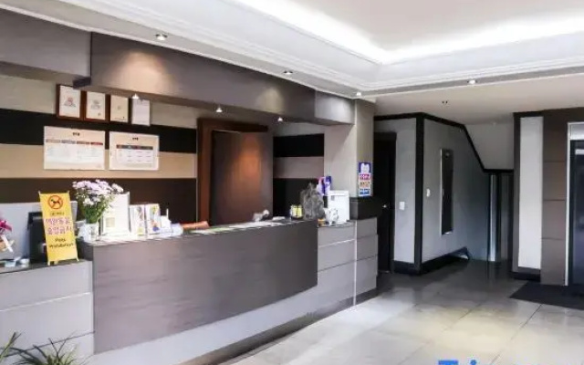Hotel Door