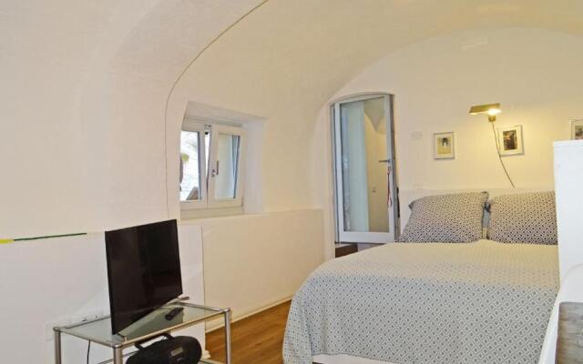 Casa Mele by Gardadomusmea