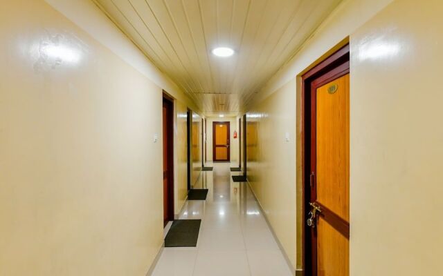 Oyo 23115 Hotel Saravana