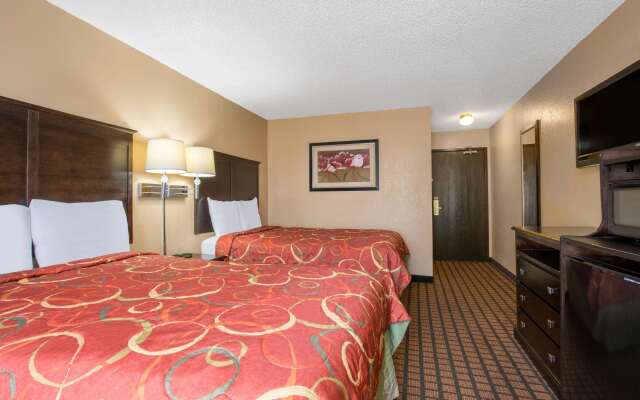 Super 8 by Wyndham Texarkana AR