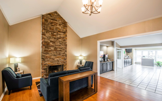 Comfort Suites Wytheville near Conference Center