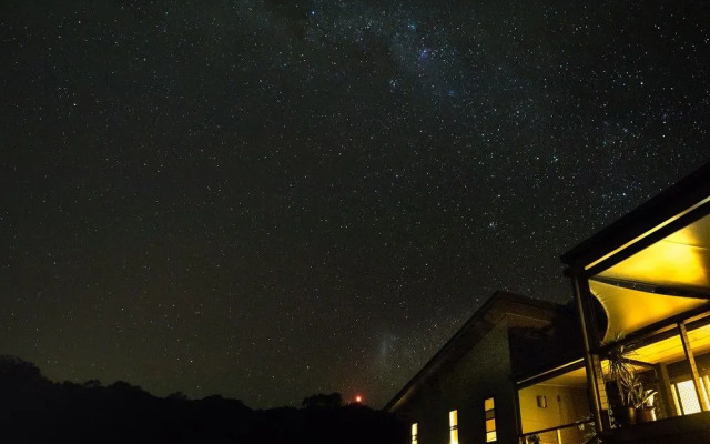 Mary Valley Views B + B