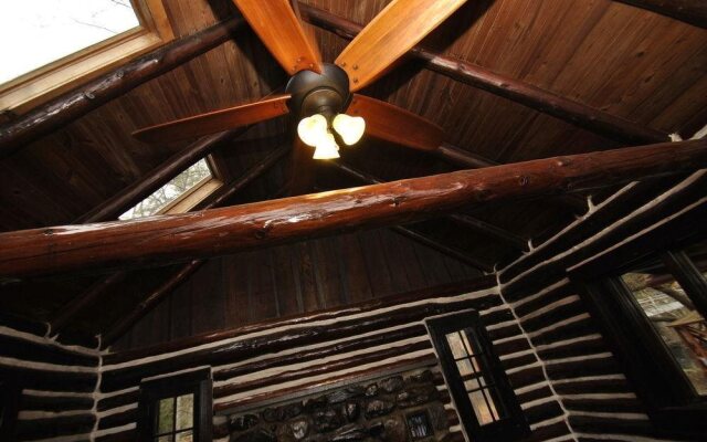 Bushkill Creek Lodge