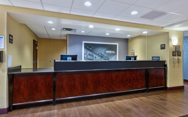 Hampton Inn Waterbury