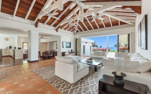 Villa La Hacienda
