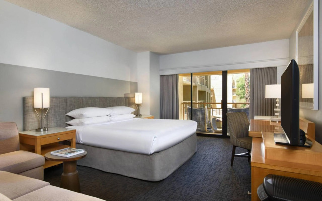 Renaissance Palm Springs Hotel