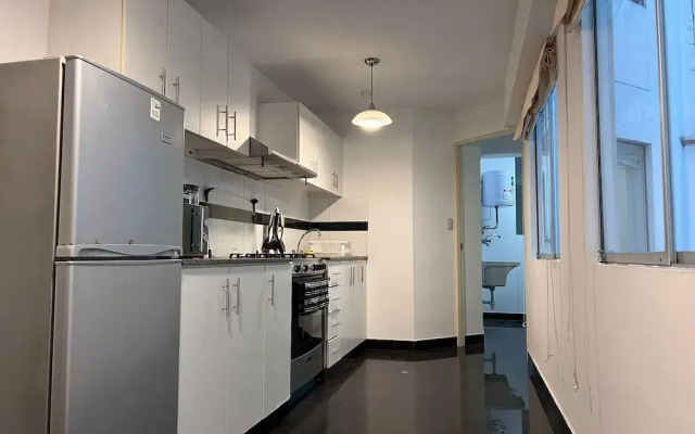 3bed Apt in Miraflores - Free Wifi, Free Parking