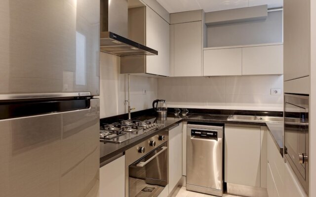 Vesta - Luxury Apt - 3br - Cfc IV