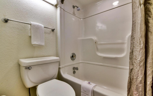 Motel 6 Irving, TX - Dallas