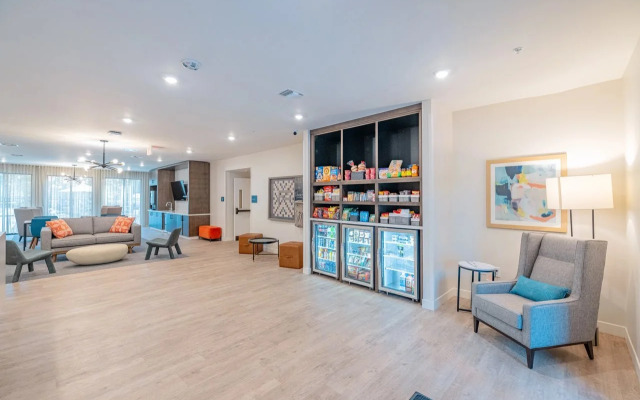 WaterWalk Extended Stay by Wyndham Jacksonville Deerwood Pk