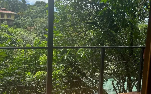 Pacific Breeze Lodge