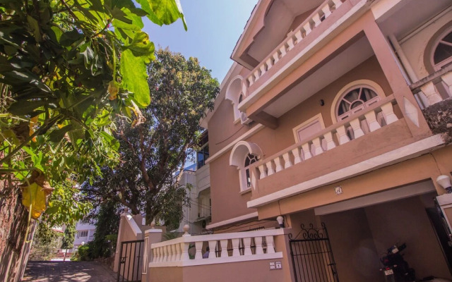 OYO 11443 Home Exotic Studio Panjim