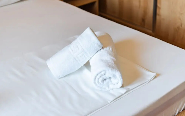 Hillside Apartment Gjirokast r 2