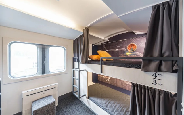 Metro Hostel