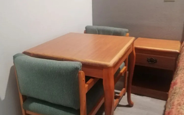Royal Inn & Suite