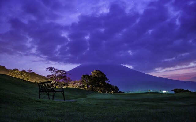 La Reunion Golf Resort & Residences