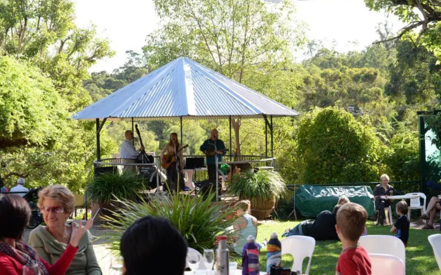 Mundaring Weir Hotel