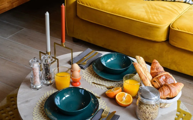 The Majestic Garden Suite