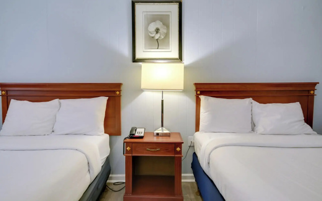 Rideau Oceanfront Motel