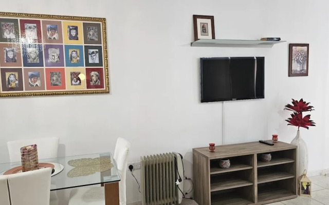 27 NIC - Stay Alex s House