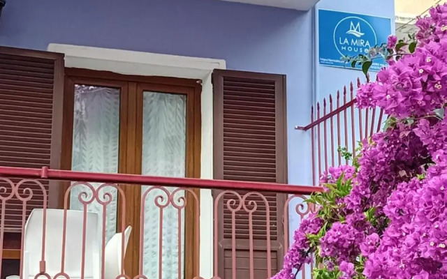 Selini House