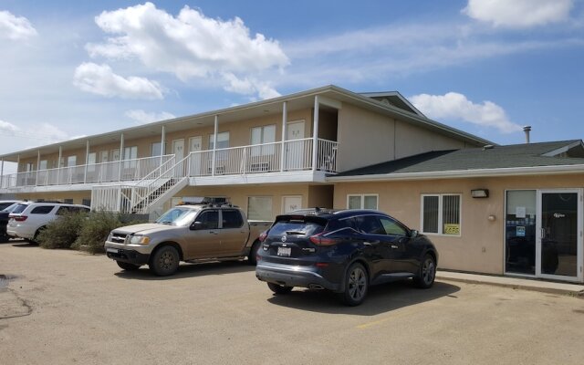 waintel studio-wainwright motel