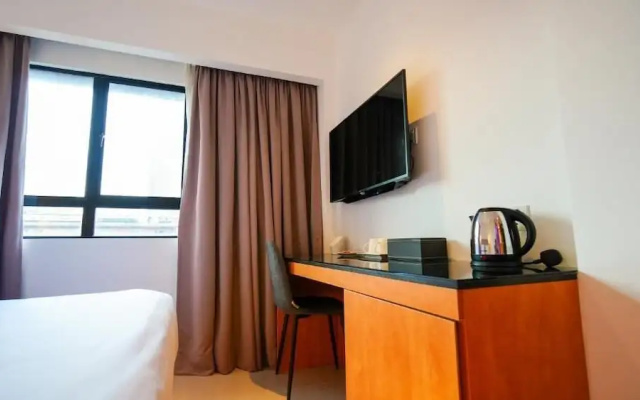D Loft Hotel