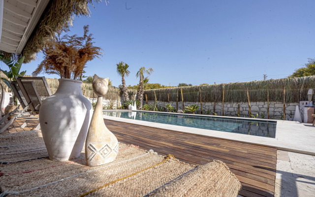 Voger Alacati Silence