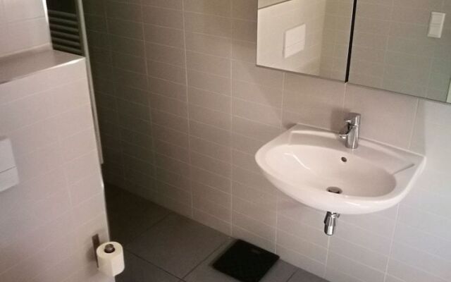 SHS Suite Home Sweet City 345