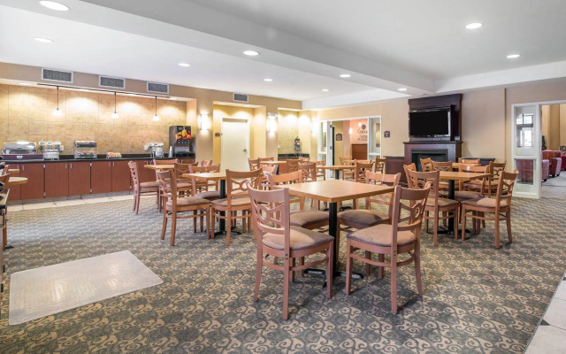 Spark by Hilton Vestal Binghamton University Area