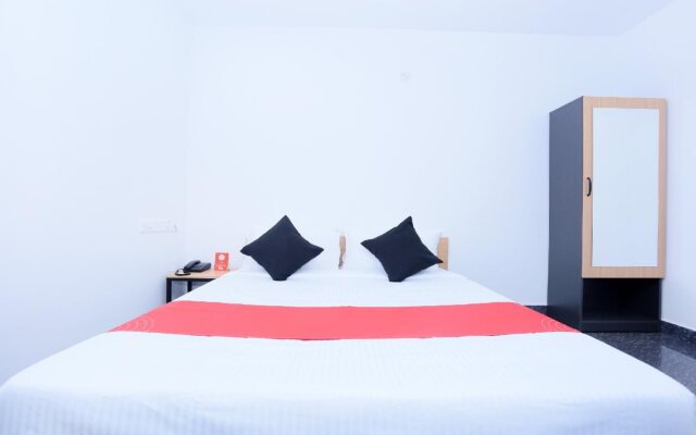 Avittom Cyber Cubez By OYO Rooms
