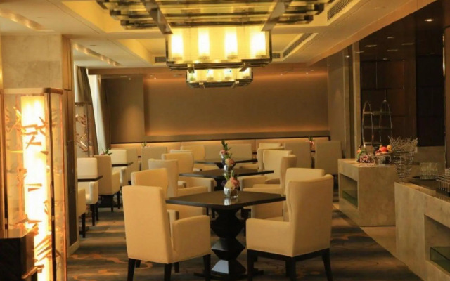 Ramada Yiyang Taojiang
