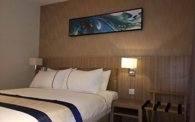 Valentino Rooms by VPHS - Chinatown