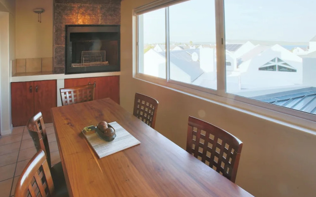 Coastal Calm Langebaan 6 Sleeper