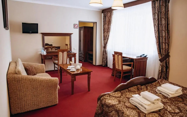 Sherwood Hotel