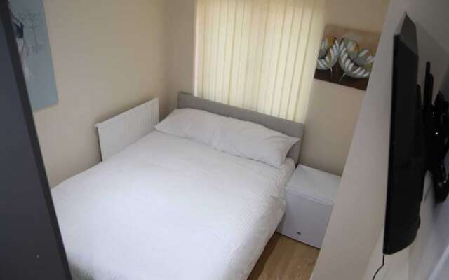 Budget 4-bedrooms In Thamesmead