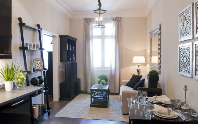 "palacina Berlin - Serviced Apartments"