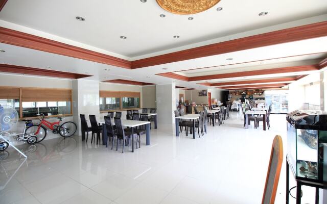 OYO 247 Diamond Place