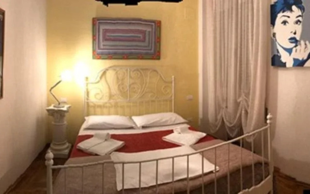 B&B Madam Upstairs