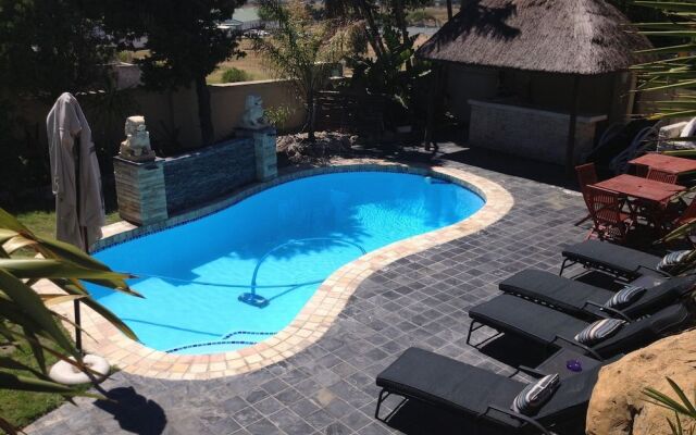 Mandalay Beach B & B