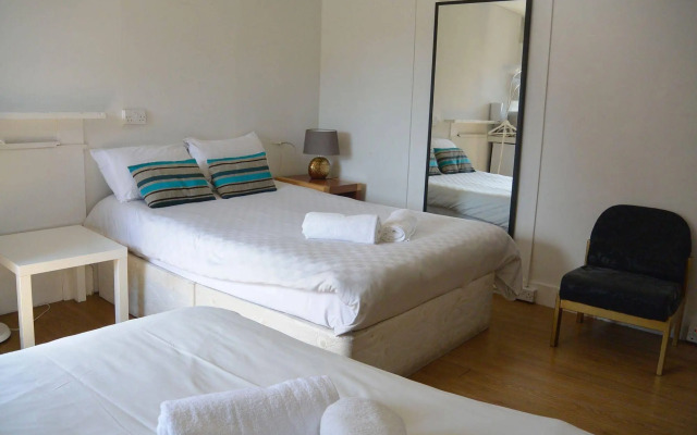 Hostel 7
