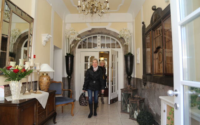 Villa Thea Kurhotel am Rosengarten