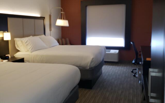 Holiday Inn Express Hotel & Suites Lake Okeechobee by IHG